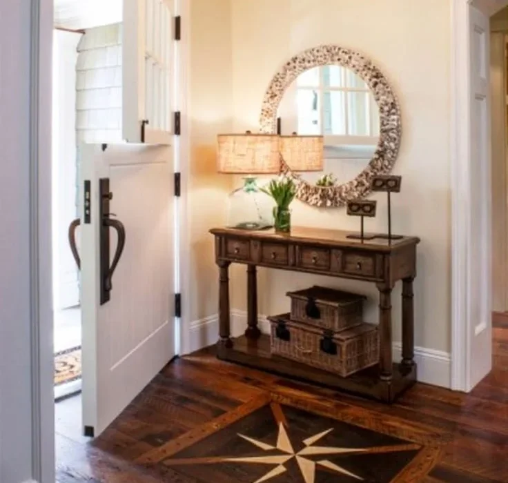 small foyer decorating